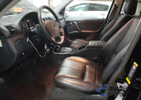 2005 Mercedes-Benz Ml 350 из США, поврежденный, VIN 4JGAB57E65A522030